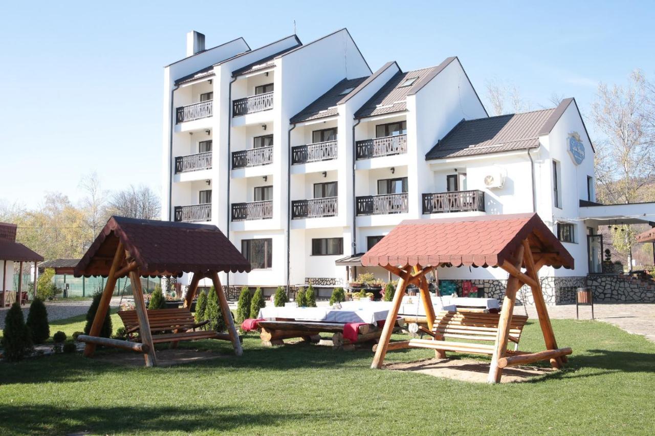 Pensiunea Casa Doamnei Voronet Gura Humorului Exterior foto
